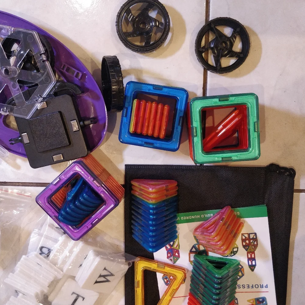 138 pcs magnetic building set